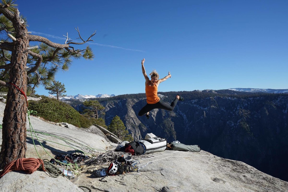Hazel Findlay, au sommet d'El Cap après son ascension du Salathé Wall - Yosemite