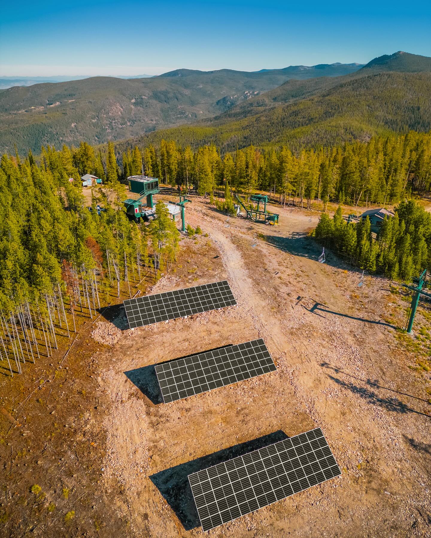 Le Domaine Skiable Du Montana Ajoute De L nergie Solaire Le Domaine Skiable Du Montana Ajoute De L nergie Solaire