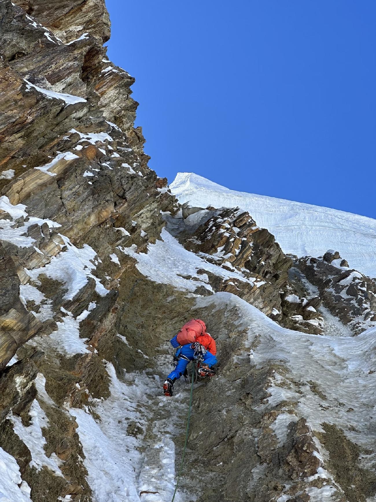 Flat Top India, Hugo Béguin, Matthias Gribi, Nathan Monard - Make the first ascent of 'Tomorrow is another day' on the north face of Flat Top, Kishtwar India (Hugo Béguin, Matthias Gribi, Nathan Monard 03-07/10/ 2023 )
