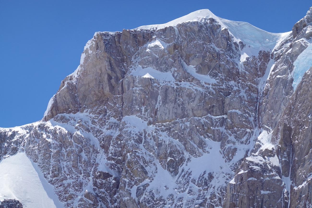 Cerro Nora Oeste, Patagonie, Paolo Marazzi, Luca Schiera - Paolo Marazzi et Luca Schiera réalisent la première ascension du Cerro Nora Oeste en Patagonie