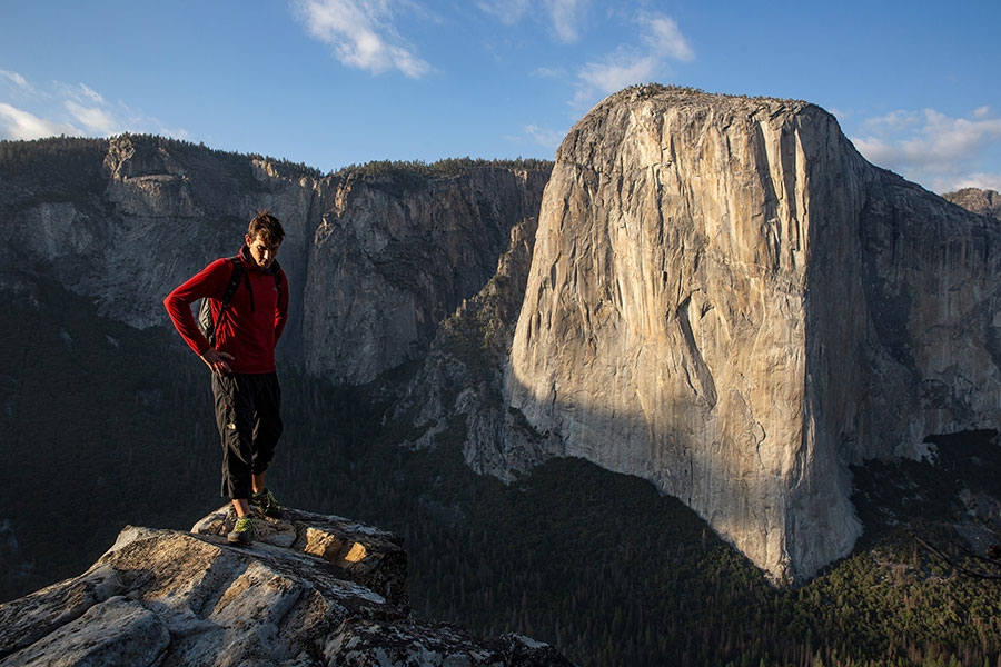 Alex Honnold Free Solo escalade Freerider sur El Capitan, Yosemite - 