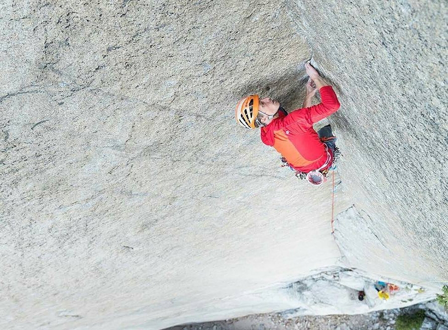 Jorg Verhoeven et Katharina Saurwein escaladent le mur dièdre d'El Capitan, Yosemite - 