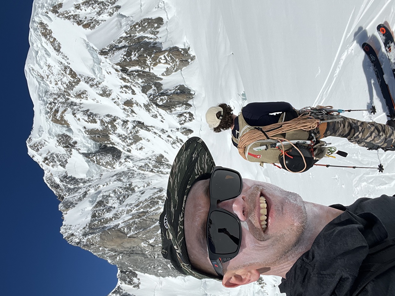 Mont Blanc Brenva Face - La Diagonale de la Brenva Face (Mont Blanc) skiée par Nico Borgeot, Gaspard Buro et Ross Hewitt