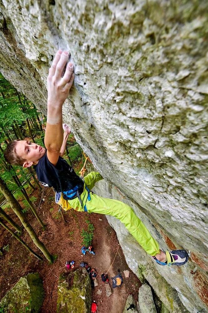 Pepa Šindel - Pepa Šindel escalade Sever The Wicked Hand à Frankenjura, en Allemagne.