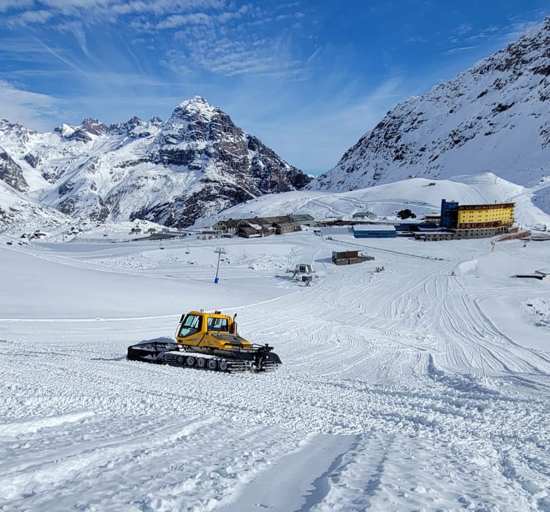 La plupart des stations de ski du Chili ouvrent pour la saison 2024 ce week-end (3 semaines plus tôt)
