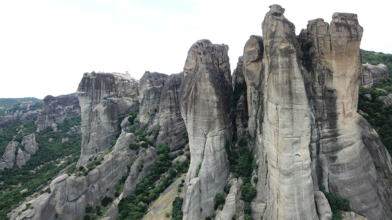Météores : nouvel itinéraire sur Kapelo Peak dédié à Dietrich Hasse