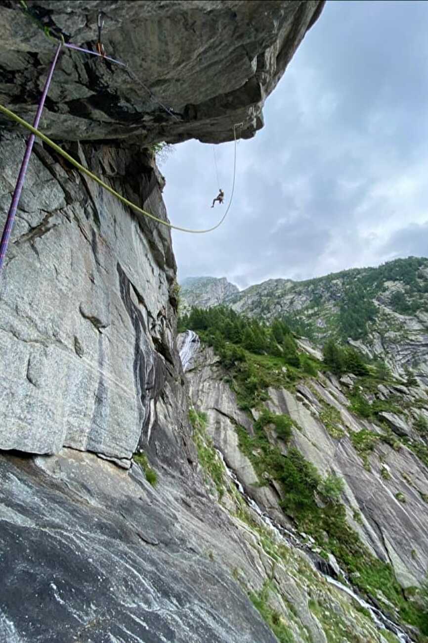 Ferro, Val del Ferro, Val di Mello, Italia - Le Rocher Ferro a Val del Ferro (Val di Mello)