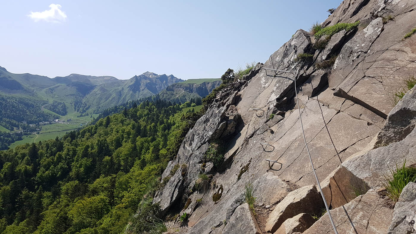 Les 4 sports à sensations à tester absolument dans le Puy de Dôme !