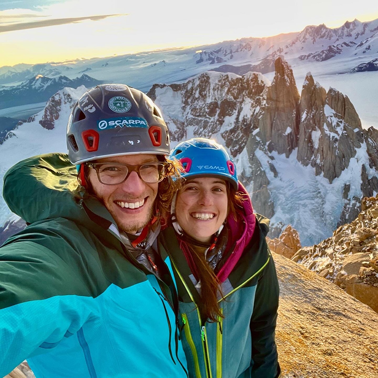 Afanassieff, Fitz Roy, Patagonie, Chiara Gusmeroli, Matteo De Zaiacomo - La répétition de l'itinéraire Afanassieff, Fitz Roy, Patagonie, réalisée par Chiara Gusmeroli et Matteo De Zaiacomo, janvier 2024