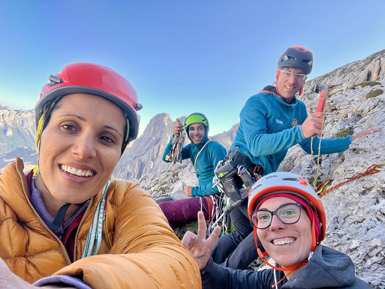 Nasim Eshqi, Sina Heidari - La première ascension de 'Femme, Vie, Liberté' sur Rosengarten / Catinaccio, Dolomites (Arianna Capra, Nasim Eshqi, Sina Heidari, Gianni Trepin 25/09/2023)