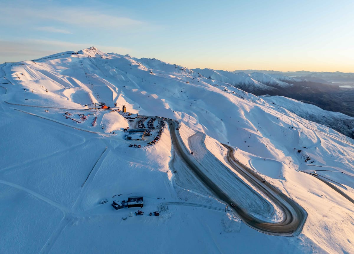 La Coupe du monde de snowboard 24-25 débute cette semaine dans l'hémisphère sud (espérons-le)