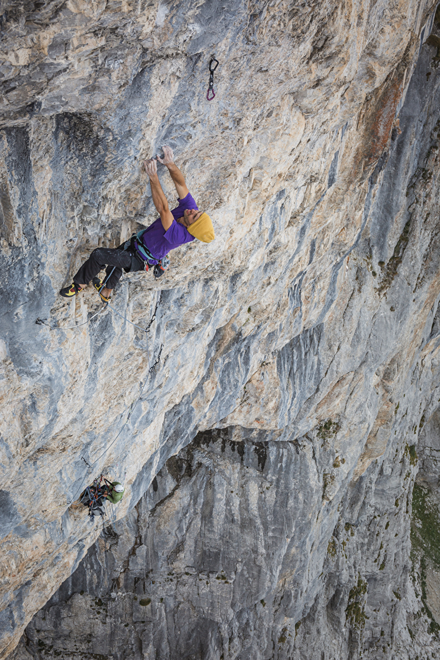 Septième Direction, Rätikon, Jacopo Larcher, Babara Zangerl - Jacopo Larcher répète « Septième Direction » à Drusenfluh, Rätikon, été 2024