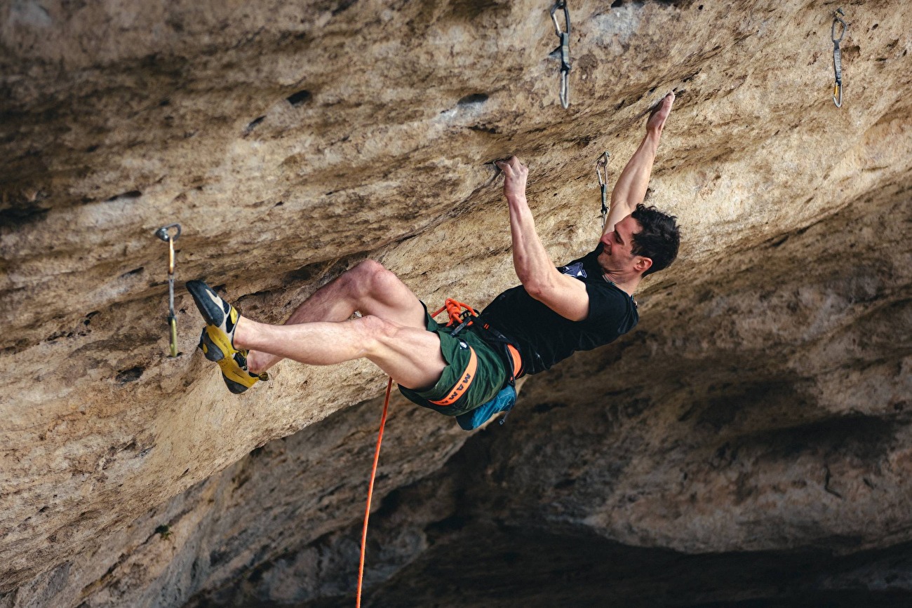 Adam Ondra Buoux - Adam Ondra grimpe sur le nouveau secteur à Buoux