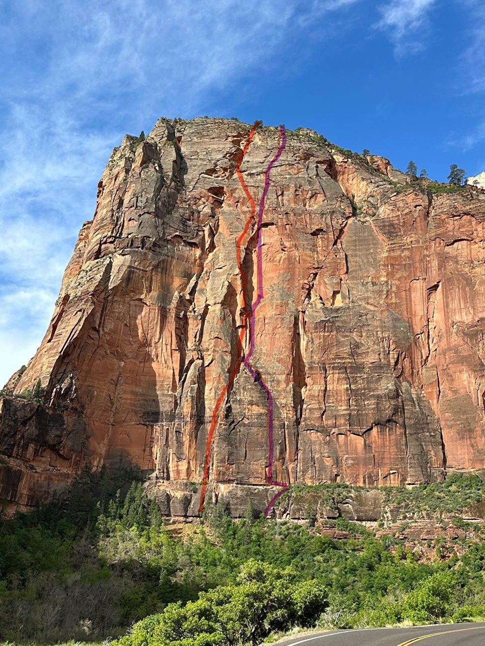 Nate Brown, Civil Disobedience, Angels Landing, Zion Canyon, USA - La face nord d'Angels Landing, Zion Canyon, USA et les ascensions 'Lowe Route' et 'Civil Disobedience' 