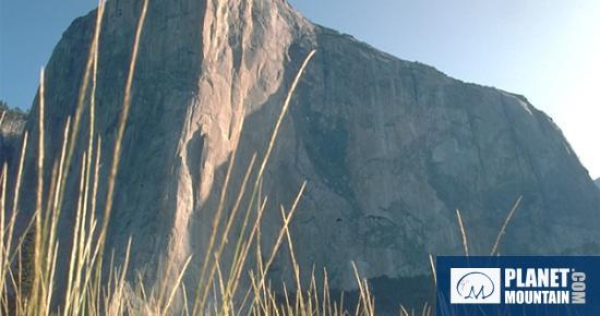 Connor Herson et Alex Honnold en pleine escalade dans le Yosemite