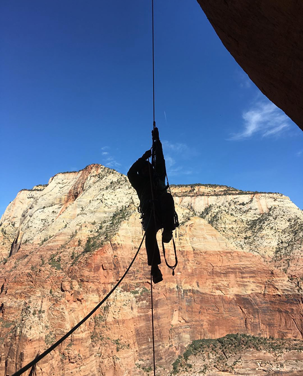 Nathan Brown ajoute la désobéissance civile à Angels Landing à Zion Canyon