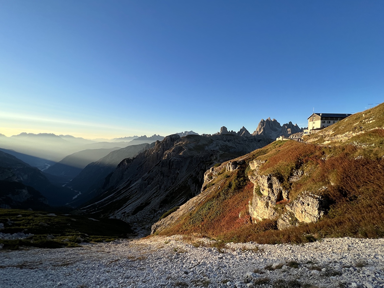 Refuge Auronzo, Tre Cime di Lavaredo, Dolomites - Refuge Auronzo, Tre Cime di Lavaredo, Dolomites