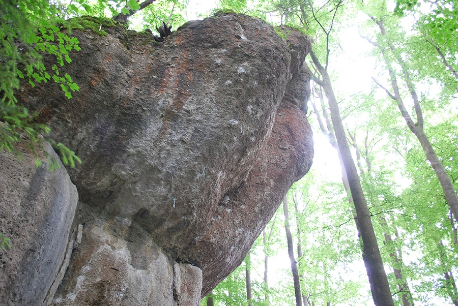 Action Directe, Frankenjura, Wolfgang Güllich - La ligne d'Action Directe jusqu'à la superbe proue de Waldkopf, Frankenjura, escaladée pour la première fois par Wolfgang Güllich le 14 septembre 1991