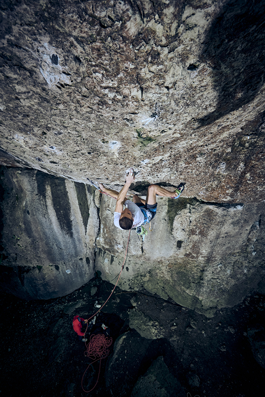 Michał Korban - Michał Korban envoie Action Directe (9a) à Frankenjura, Allemagne, le 25 septembre 2024