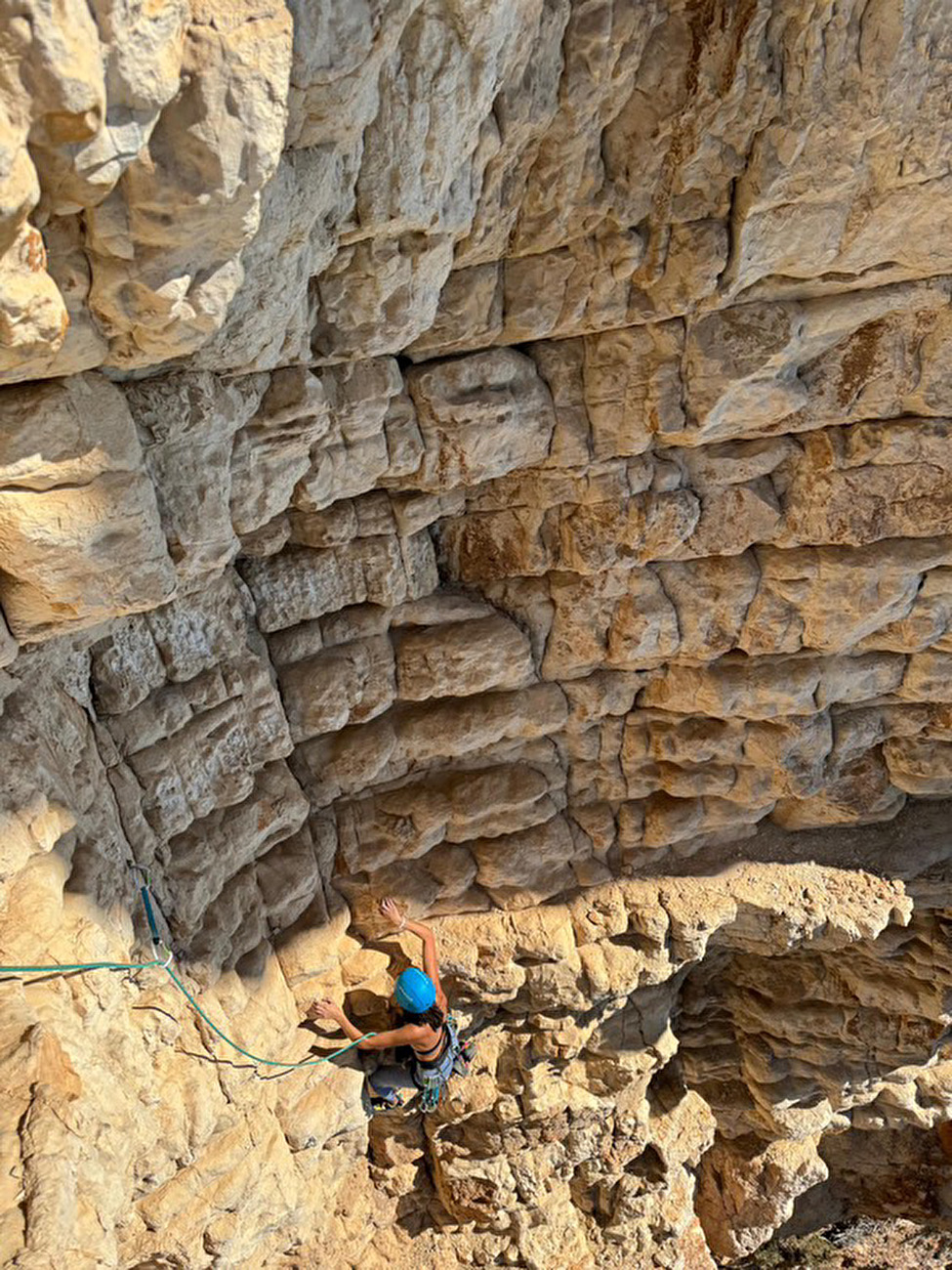 Pedra Longa Sardaigne - Pedra Longa, Sardaigne : gravir la voie 'Giai amus a obiare' établie par Josef Hilpold