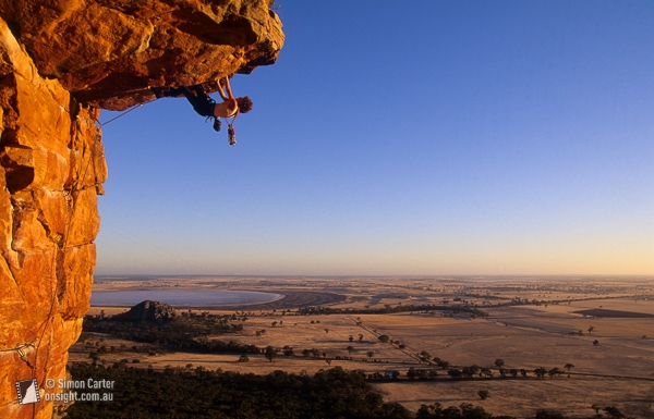 Mont Arapiles, Australie - Venus Kondos, l'ascension classique du toit Kachoong (21), The Northern Group, Mont Arapiles, Victoria, Australie.