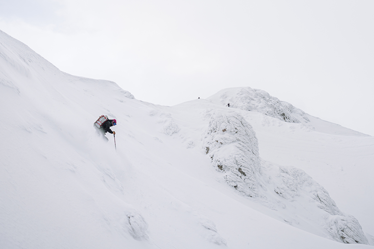 Elisa Bessega, Enrico Mosetti, Matteo Sarto, Lorenzo Barutta - Transcardus, une histoire de ski balkanique par Elisa Bessega, avec Enrico Mosetti, Matteo Sarto et Lorenzo Barutta