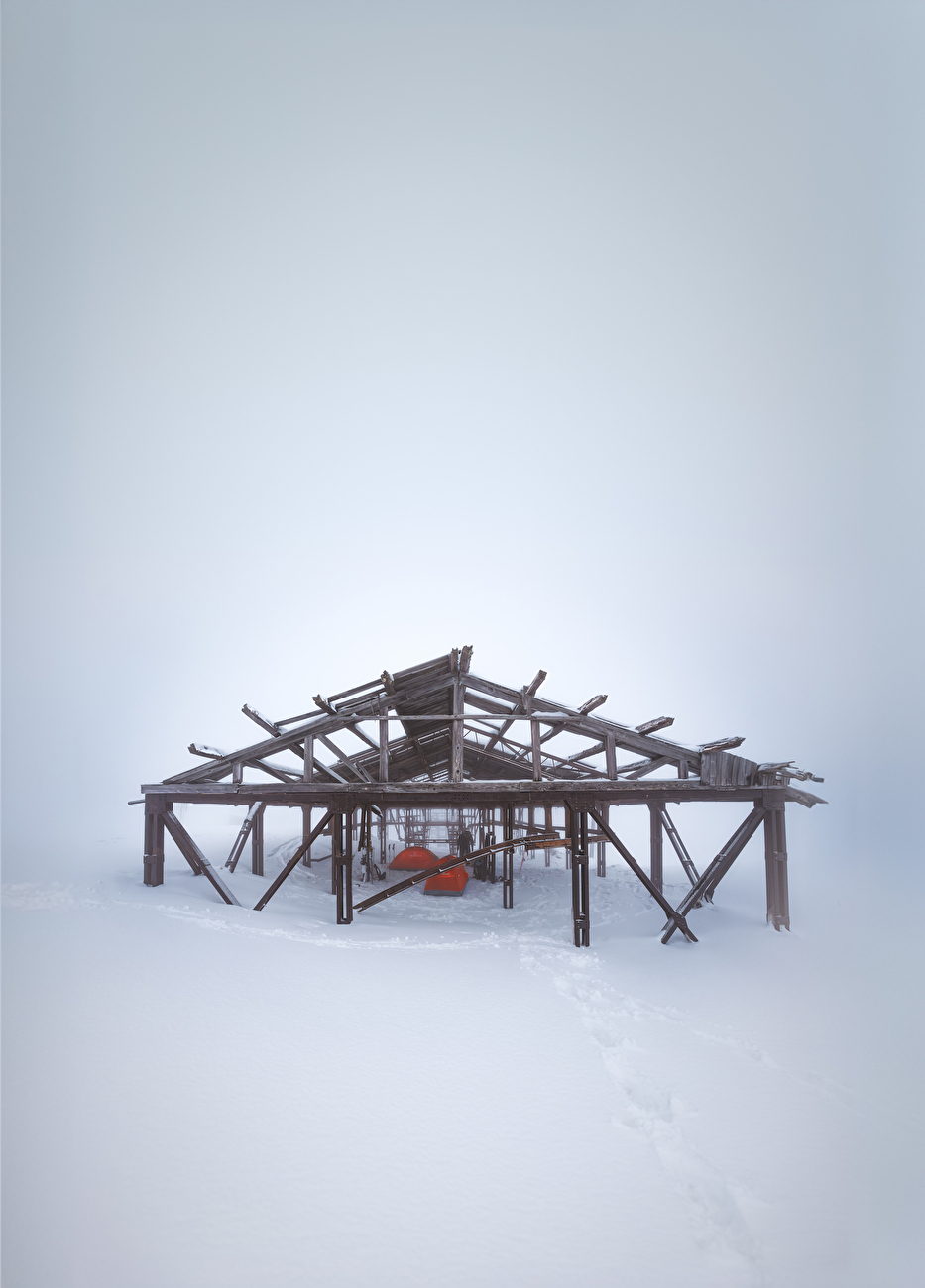 Elisa Bessega, Enrico Mosetti, Matteo Sarto, Lorenzo Barutta - Transcardus, une histoire de ski balkanique par Elisa Bessega, avec Enrico Mosetti, Matteo Sarto et Lorenzo Barutta