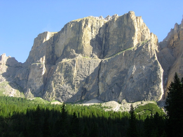 Piz Ciavazes, Dolomites - L'impressionnant Piz Ciavazes, groupe du Sella, Dolomites