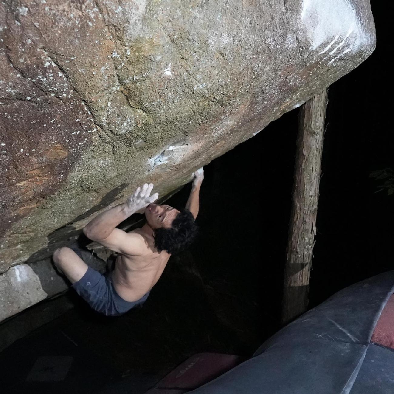 Dai Koyamada - Dai Koyamada réalise la première ascension de l'Okuro 8C