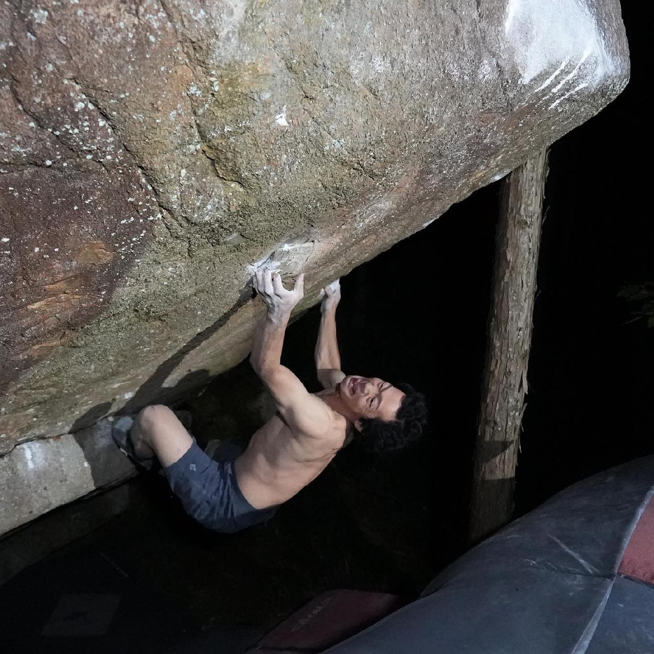 Dai Koyamada - Dai Koyamada réalise la première ascension de l'Okuro 8C