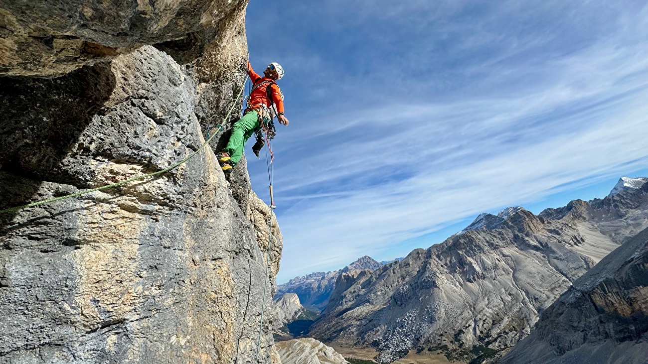 Piz Parom, Dolomites, Simon Kehrer, Hubert Eisendle - La première ascension de la 'Via dla Surité' au Piz Parom (Simon Kehrer, Hubert Eisendle 05/11/2024)