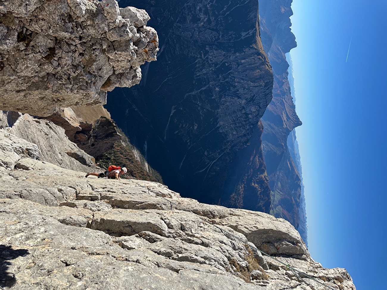 Muntejela de Senes, Dolomites, Simon Kehrer, Marta Willeit - La première ascension du 'Lastun de Mareo' sur Muntejela de Senes, Dolomites (Simon Kehrer, Marta Willeit 11/04/2024)