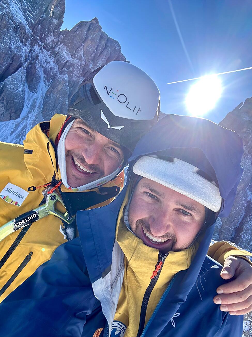 Mur de Pisciadù, Sella, Dolomites, Simon Gietl, Manuel Oberarzbacher - La première ascension de 'Hybrid' sur Mur de Pisciadù dans le groupe Sella des Dolomites (Simon Gietl, Manuel Oberarzbacher 09,12/12/2024)