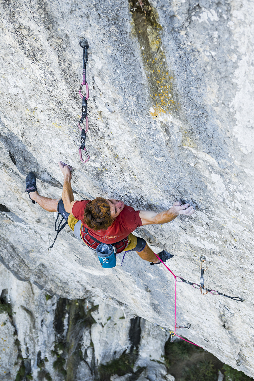 Sébastien Bouin - Seb Bouin réalise la première ascension du 'Wolf Kingdom' (9b+) au Pic Saint Loup