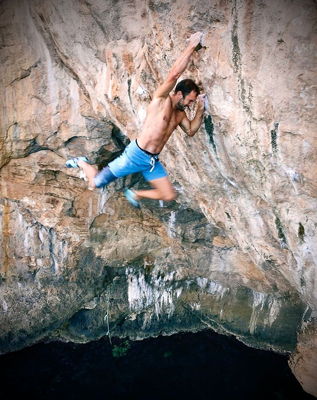 Chris Sharma libère son 'Vision Quest', 9a DWS à Majorque