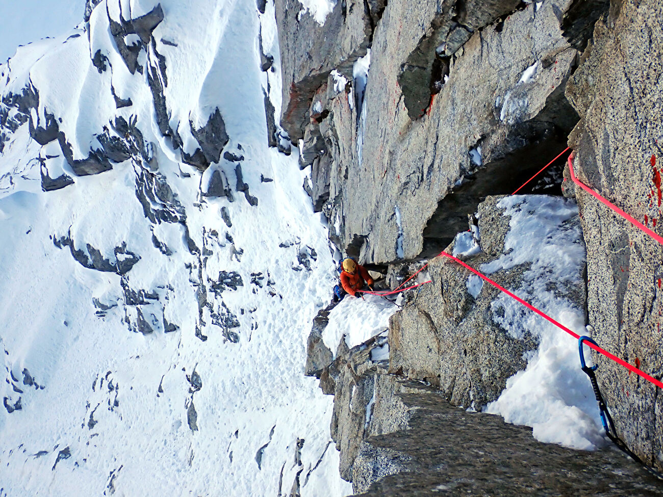 Cima Busazzza, Presanella, Emanuele Andreozzi, Stefano Falezza - La première ascension de `` un état de transe 'sur la face nord de Cima Busazza (Emanuele Andreozzi, Stefano Falezza 05/02/2025)