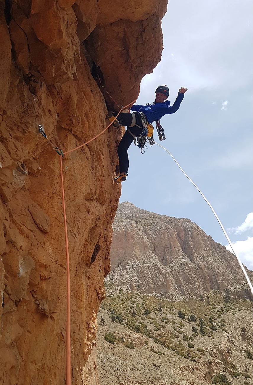 Taghia, Maroc, Jebel Oujdad, Ion Cross Lazkoz, «Basque Dance» d'Iker Pou sur la face sud de Jebel Oujdad au Maroc (Ion Cross Lazkoz, Iker Pou 04/2025)