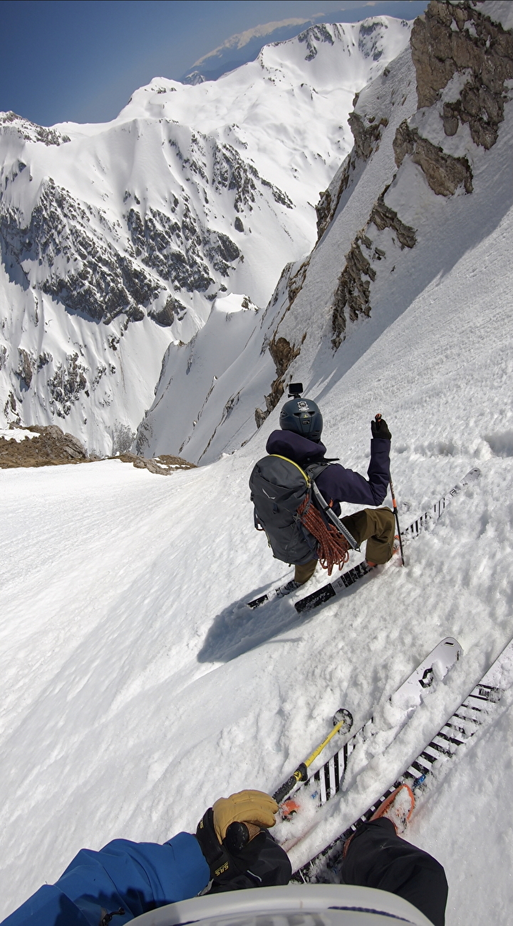 Intermesoli Lace, Gran Sasso, Roberto Parisse, Christian Tuttopetto - Première descente de ski intégrale de l'est de Pizzo Intermesoli, Gran Sasso d'Italia (Roberto Parisse, Christian Tuttopetto 11/04/2025)