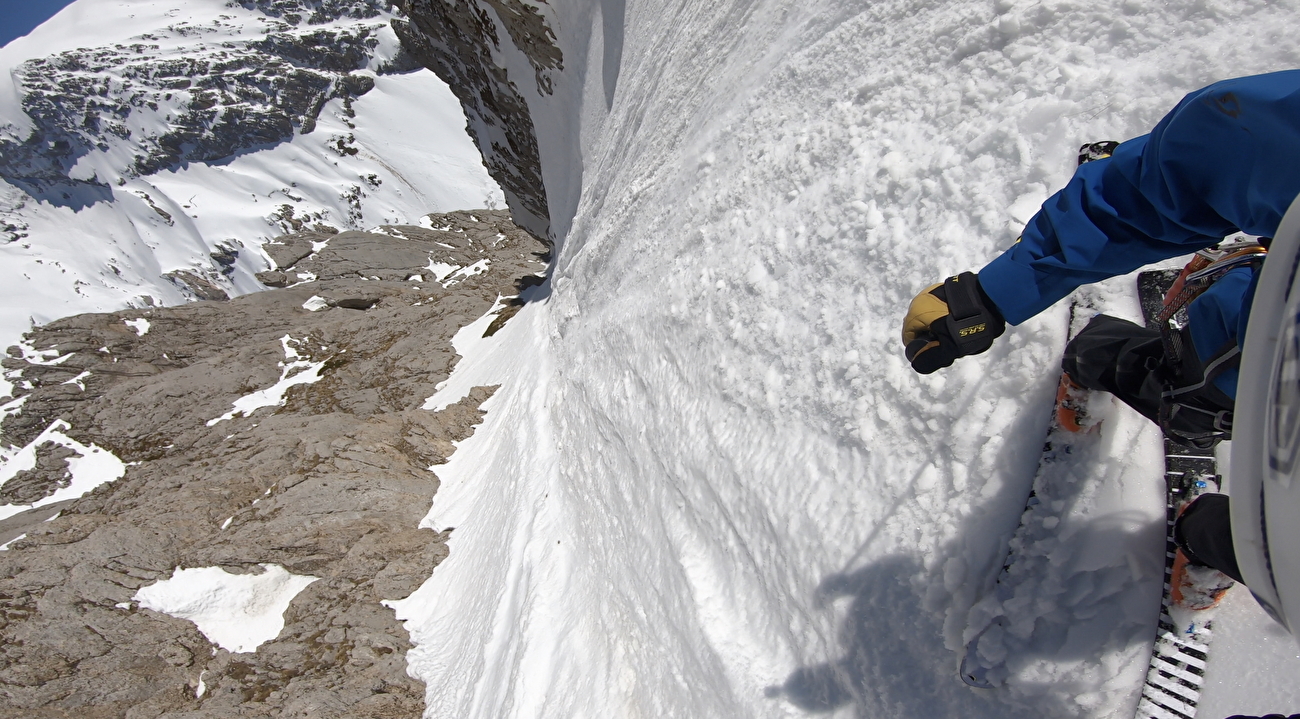 Intermesoli Lace, Gran Sasso, Roberto Parisse, Christian Tuttopetto - Première descente de ski intégrale de l'est de Pizzo Intermesoli, Gran Sasso d'Italia (Roberto Parisse, Christian Tuttopetto 11/04/2025)