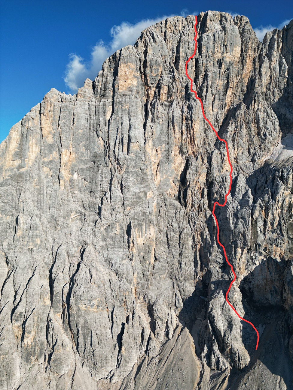 Civetta Dolomites, Solleder - Lettenbauer - Le «Solleder - Lettenbauer» sur le visage nw de Civetta, Dolomites.