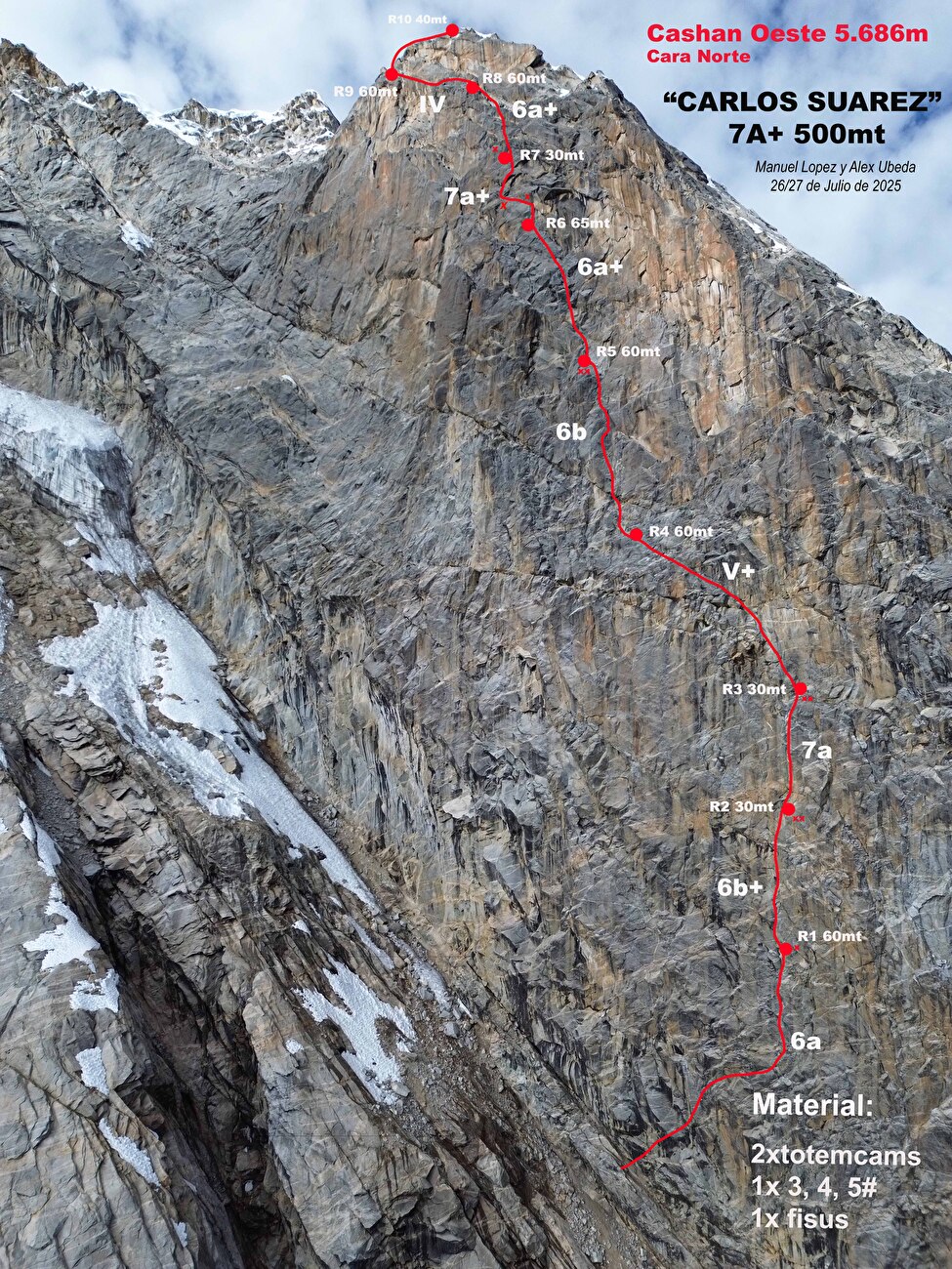 Cashan, Pérou, Manuel López, Alex Udda - Le sommet de 'Carlos Suárez' sur la face nw de Carashan au Pérou (Manuel López, Alex Udda 26-27 / 07/2025)