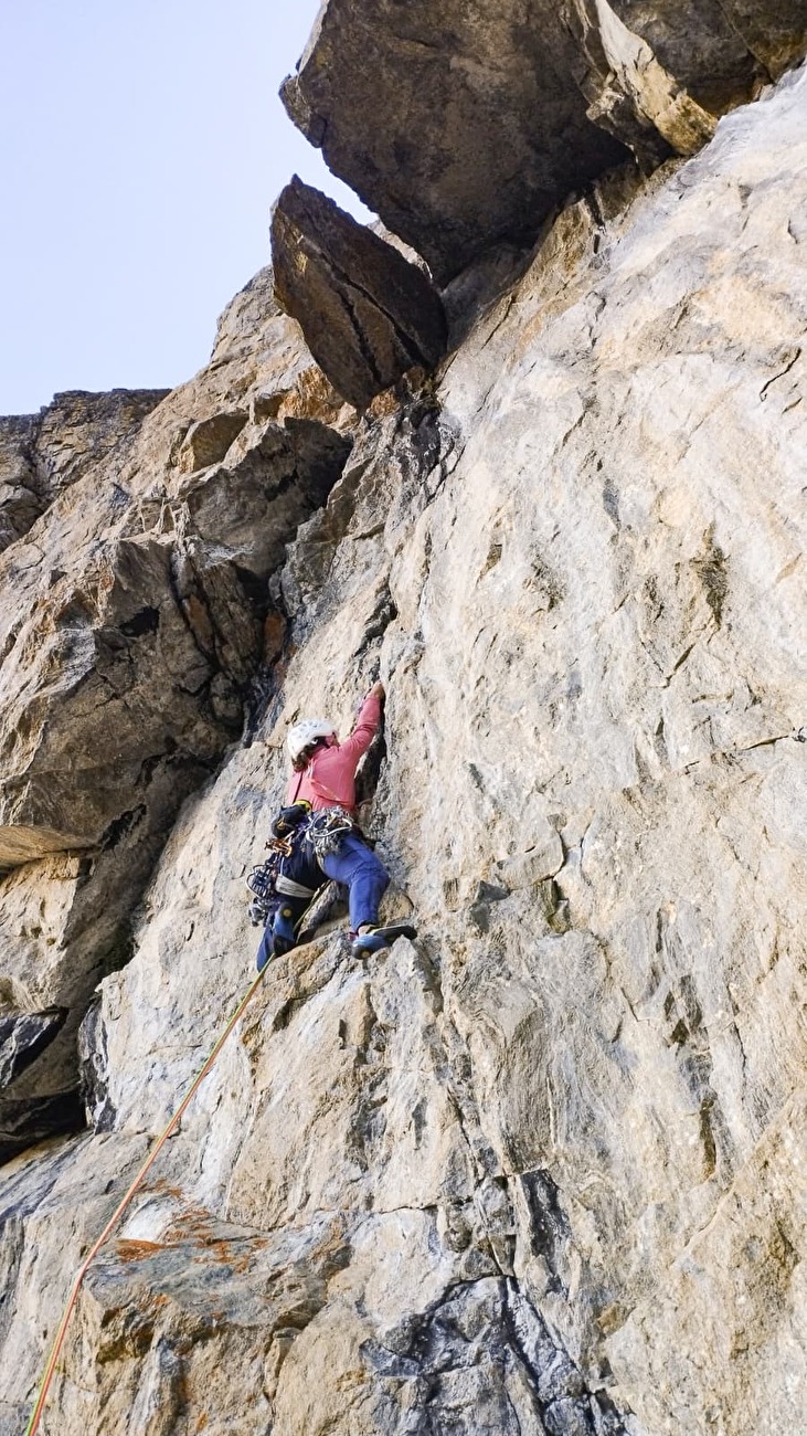 Sud 6, Aurélia Lanoë, Silvia Loreggian - Silvia Loregian Clibming Pitch 1 de 'ge.la.mo.' à Corno Stella