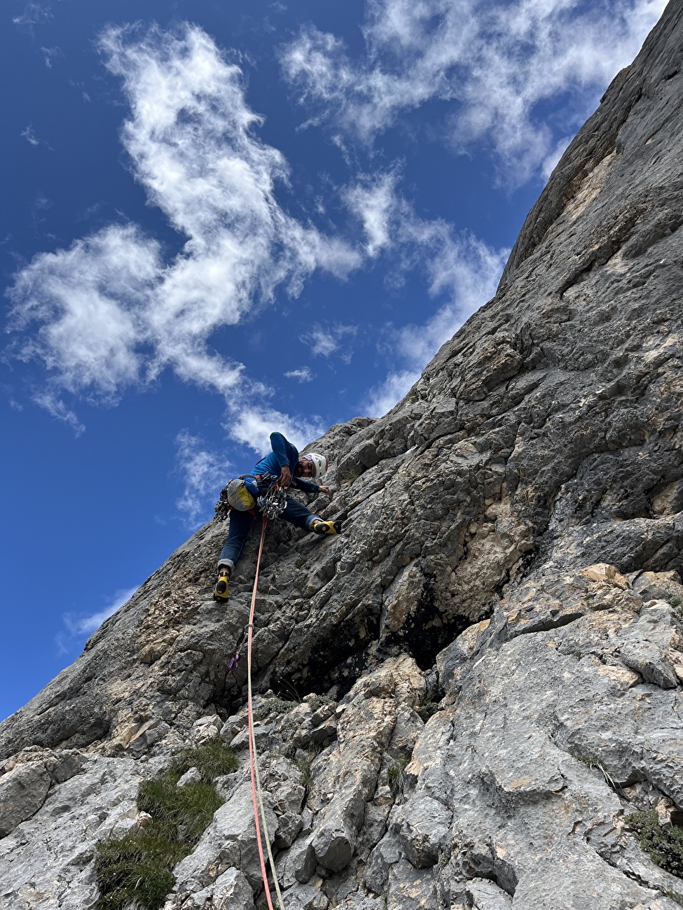 Avec Bechei, Dolomites, Daniele Bolognani, Davide Dallago - Débutant Pitch 4 de 'Kindergarten' sur Becchei, Dolomites (Daniele Bolognani, Davide Dallago 12/07/2025)