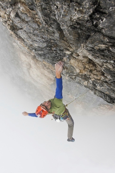 Matthias Trottmann - Matthias Trottmann grimpant son Piz Dal Nas (8b, 500m), Titlis, Suisse