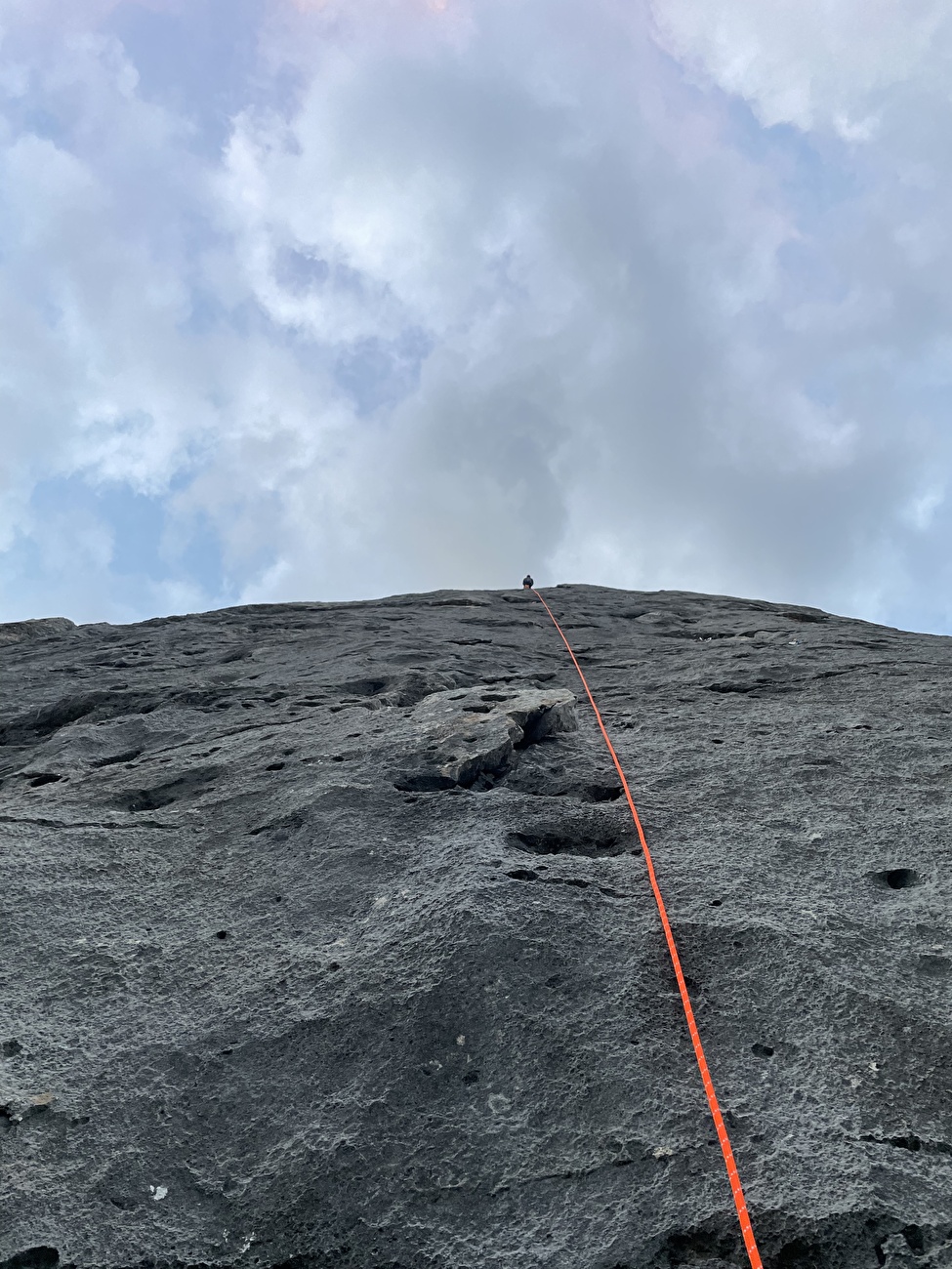 Marcello Bombardi Marmolada - Marcello Bombardi grimpant «Ego Land» sur Marmolada, Dolomites, été 2025