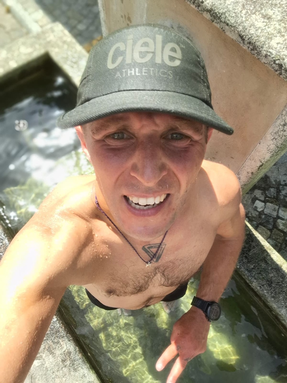 Saro Costa Pizzo Badile Skyclimb - Saro Costa le 13 août 2025 dans la fontaine de San Martino à Val Masino, Italie