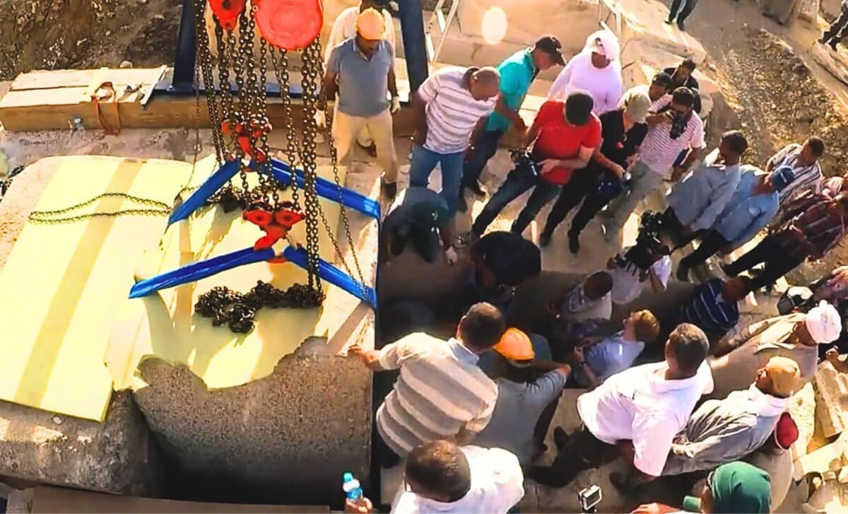 une pyramide scellée depuis 4 000 ans enfin ouverte