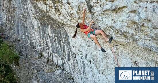 Regardez Anak Verhoeven grimper «Rainshadow» (9A) à Malham Cove