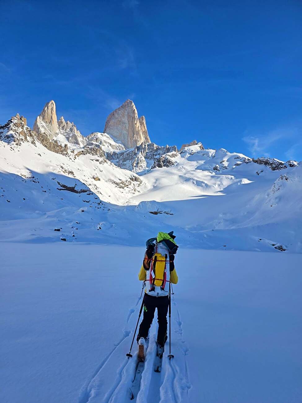 Via Casarotto Fitz Roy Patagonia, Matteo della Bordella, Marco Majorti - Première ascension hivernale de Via Casarotto sur Fitz Roy: The First Atpepet de Matteo della Bordella, Marco Majordi et Tommaso Lamantia, 08/2025