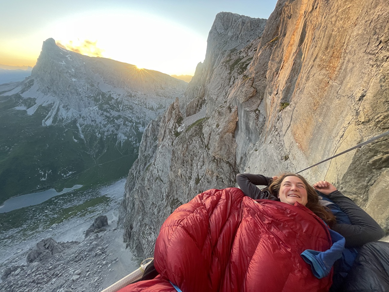 Enfants sans tête Rätikon, Luisa Deubzer, Janina Reichstein - Luisa Deubzer et Janina Reichstein grimpant «enfants sans tête» (8b, 250m) sur Schijenfluh, Rätikon
